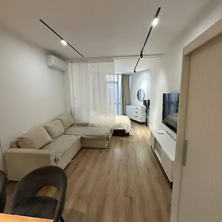 Aqua View Apartment *